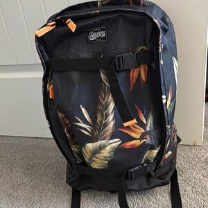 BNWOT Billabong Tropical Leaf Black and Orange large Backpack